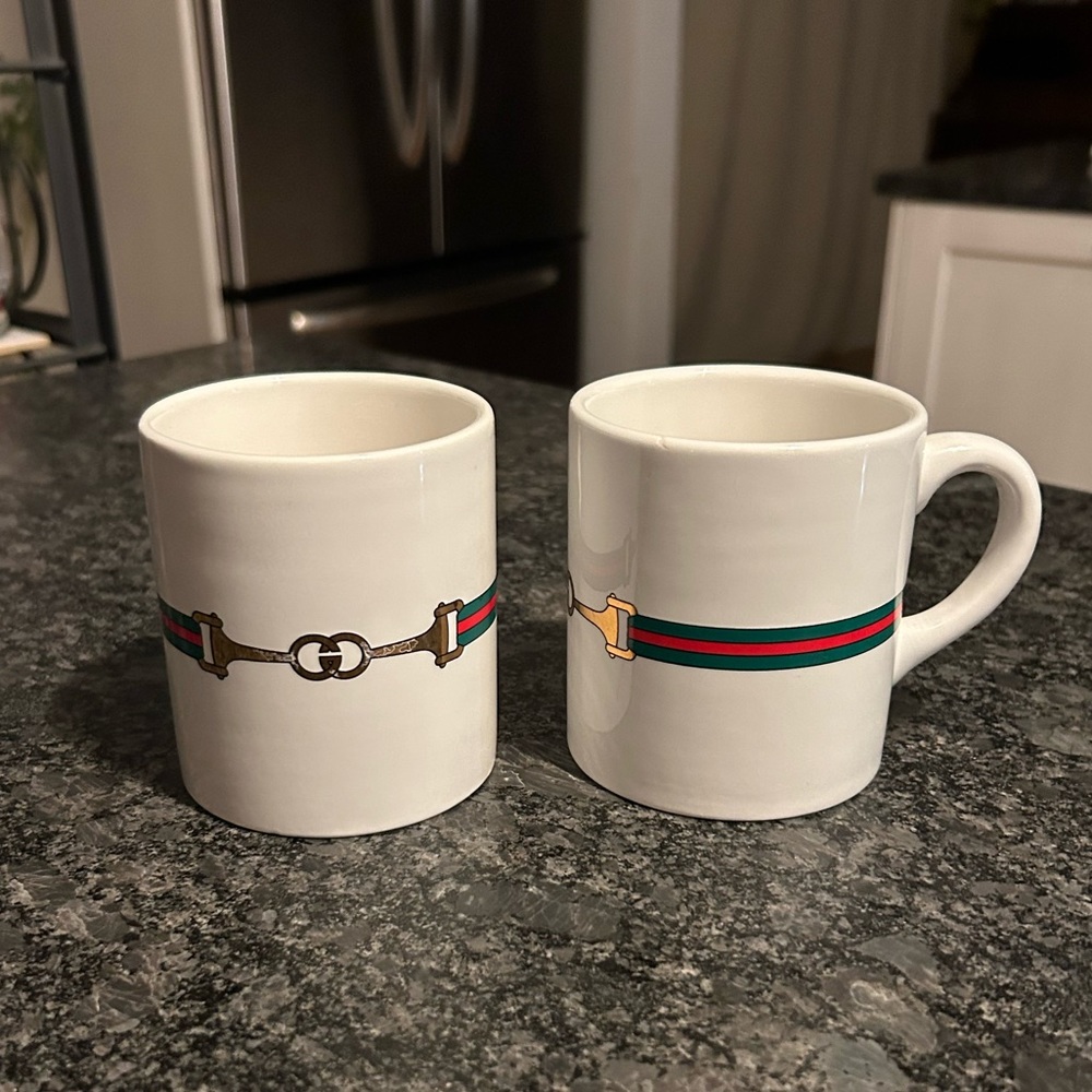 ๐ฆ Gucci Vintage Horsebit Web Coffee Mugs